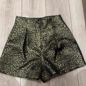 Zara, HIGH WAIST BROCADE SHORTS, Black Gold, size small